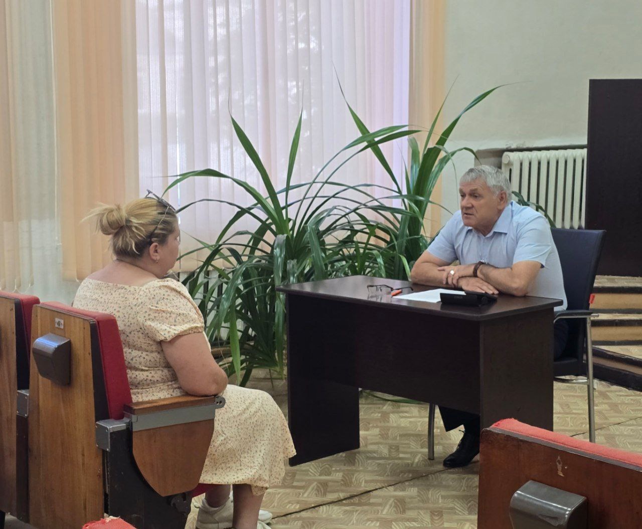 Сегодня в зале заседаний был проведен прием граждан по личным вопросам..